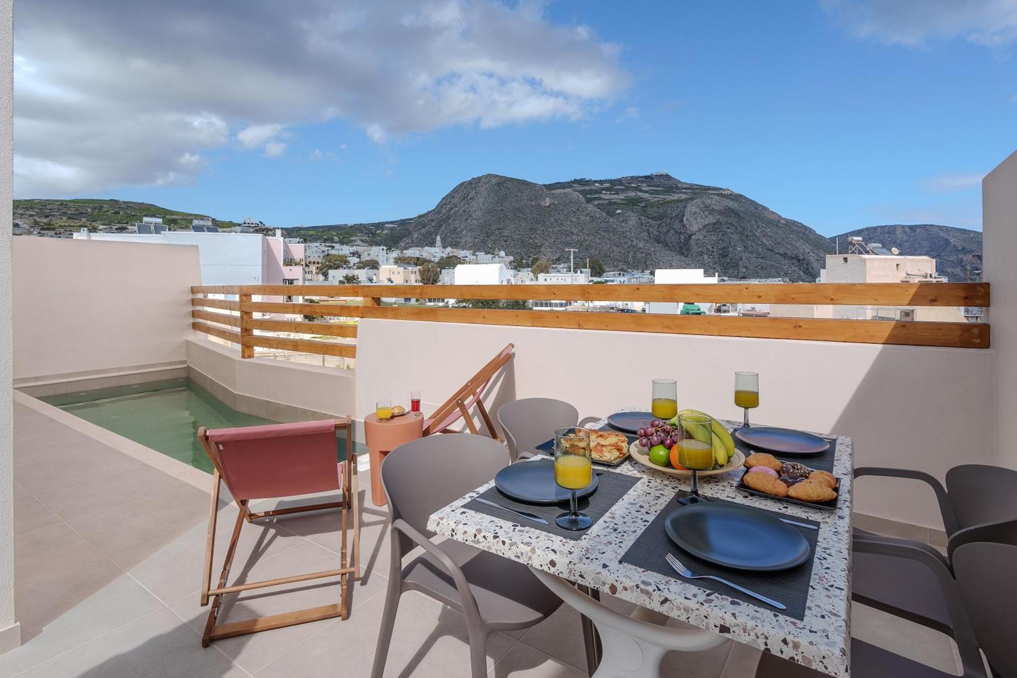 Sugarwhite Suites With Private Not Heated Pool Emporio  Luaran gambar